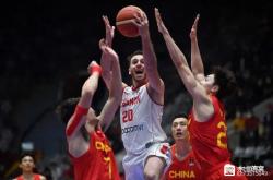 开云体育入口-达拉斯独行侠训练开放日，赛前主帅复盘引欢呼，CBA季后赛在即，身体对抗强度拉满的简单介绍-开云体育入口