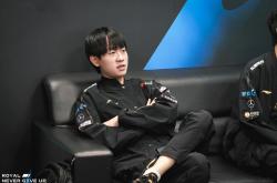 kaiyun-Uzi官方宣布比赛局势复杂新规，TES引发争议！赢得满堂喝彩-kaiyun