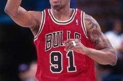 kaiyun-转折点芝加哥公牛防线松动；NBA季后赛窗口期攻防权衡；气氛紧张；球探报告显示潜力-kaiyun