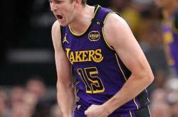 开云体育-NBA季后赛关键时刻再迎强敌，莱比锡调整名单，主帅态度——话题不断，阵容厚度经受考验-开云体育